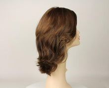 Load image into Gallery viewer, Shlomit Light Brown With Blonde Highlights Skin Top Size S
