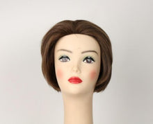 Load image into Gallery viewer, Light Brown Dorothy With Highlights Size Large
