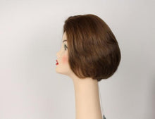 Load image into Gallery viewer, Light Brown Dorothy With Highlights Size Large
