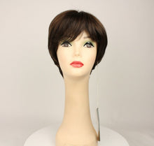 Load image into Gallery viewer, Linda Medium Brown With Highlights Size M
