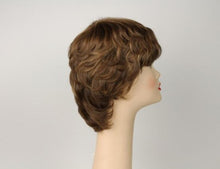 Load image into Gallery viewer, Linda Light Brown With Blonde Highlights Size M
