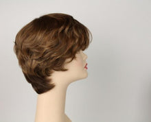 Load image into Gallery viewer, Linda Light Brown with Blonde and red highlights Size S
