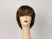 Load image into Gallery viewer, Linda Light Brown With Warm Blonde Highlights Size L
