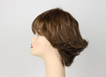 Load image into Gallery viewer, Linda Light Brown With Warm Blonde Highlights Size M
