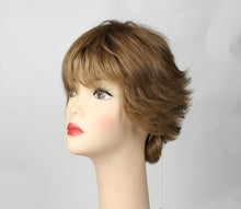 Load image into Gallery viewer, Linda Blonde With Highlights Size M
