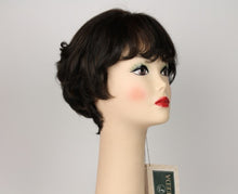 Load image into Gallery viewer, Linda Deep Dark Brown with Medium Brown highlights Size M
