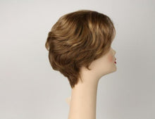 Load image into Gallery viewer, Linda Blonde With Highlights Size M
