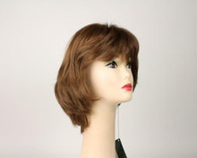 Load image into Gallery viewer, Olivia 2000 Light Brown with Warm Blonde highlights Size M
