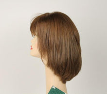 Load image into Gallery viewer, Light Brown with Blonde Highlights Olivia 2000
