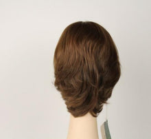 Load image into Gallery viewer, Olivia 2000 Light Brown With Warm Blonde Highlights Size M
