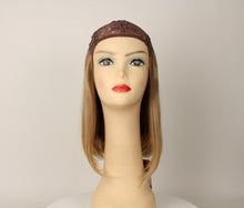 Load image into Gallery viewer, Hat Fall Avalon Blonde With Highlights Size L 12&#39;&#39;
